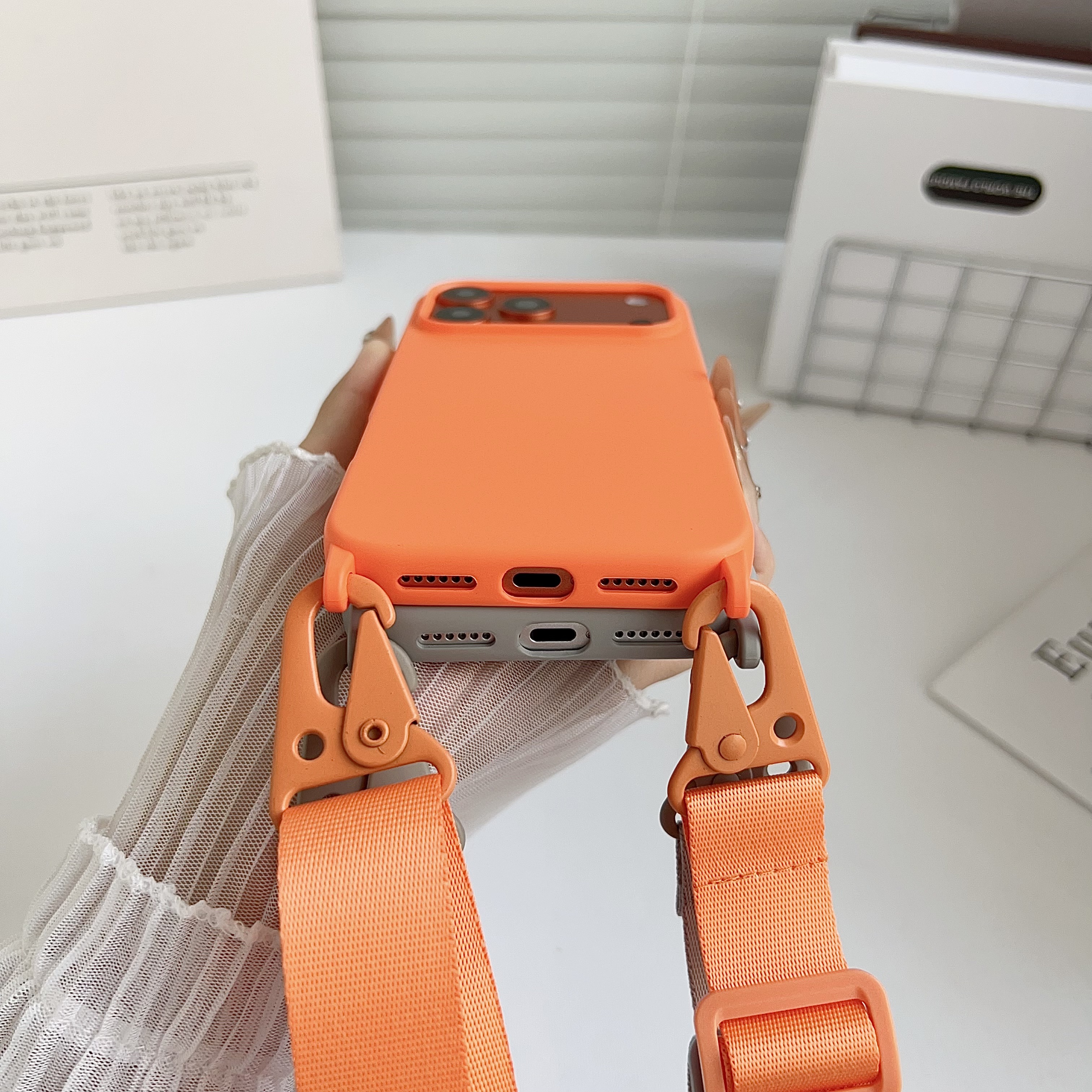 Crossbody Lanyard Matte Silico - огляд і ціна Phone Cases With Straps