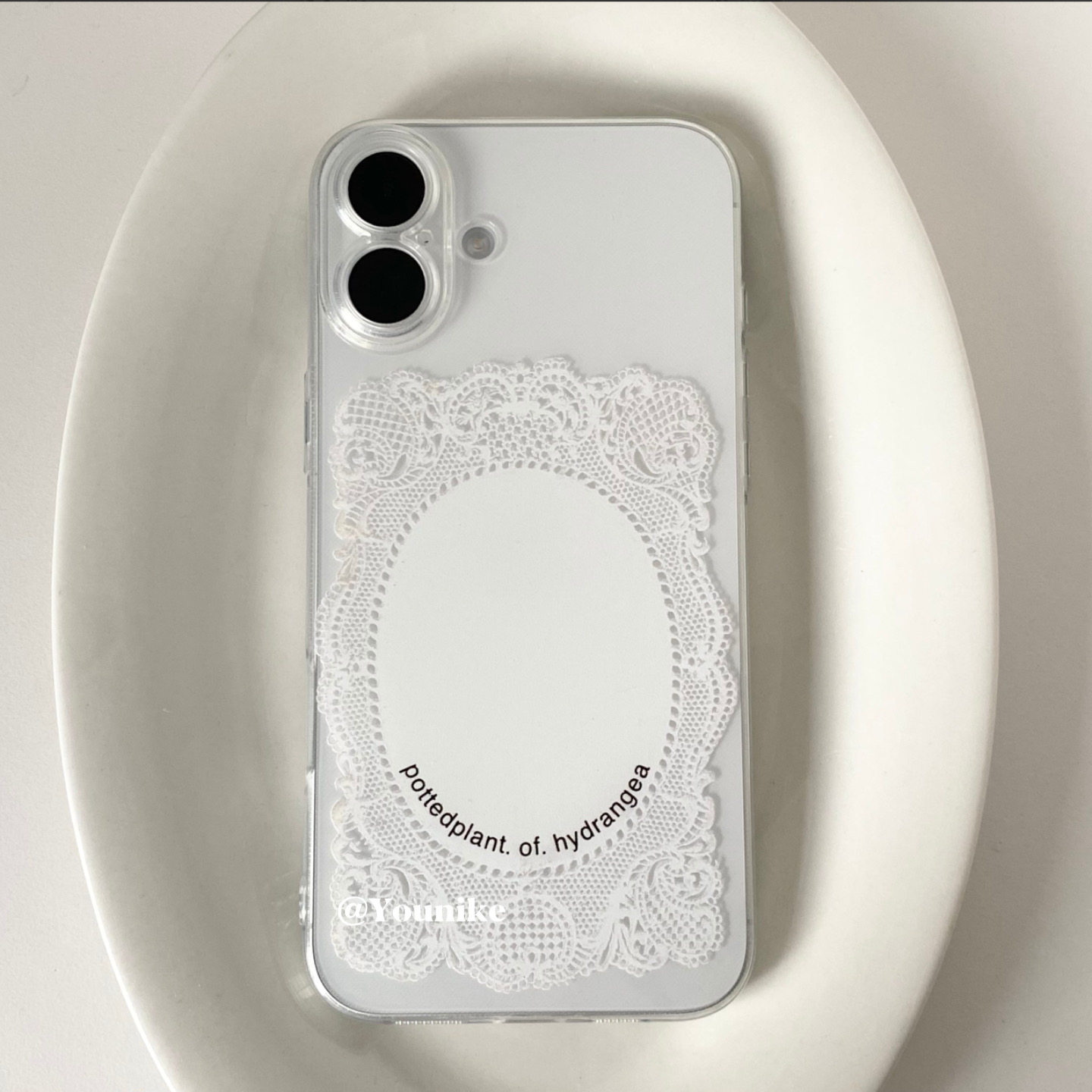 English Lace Art Student Retro - огляд і ціна Phone Cases Art
