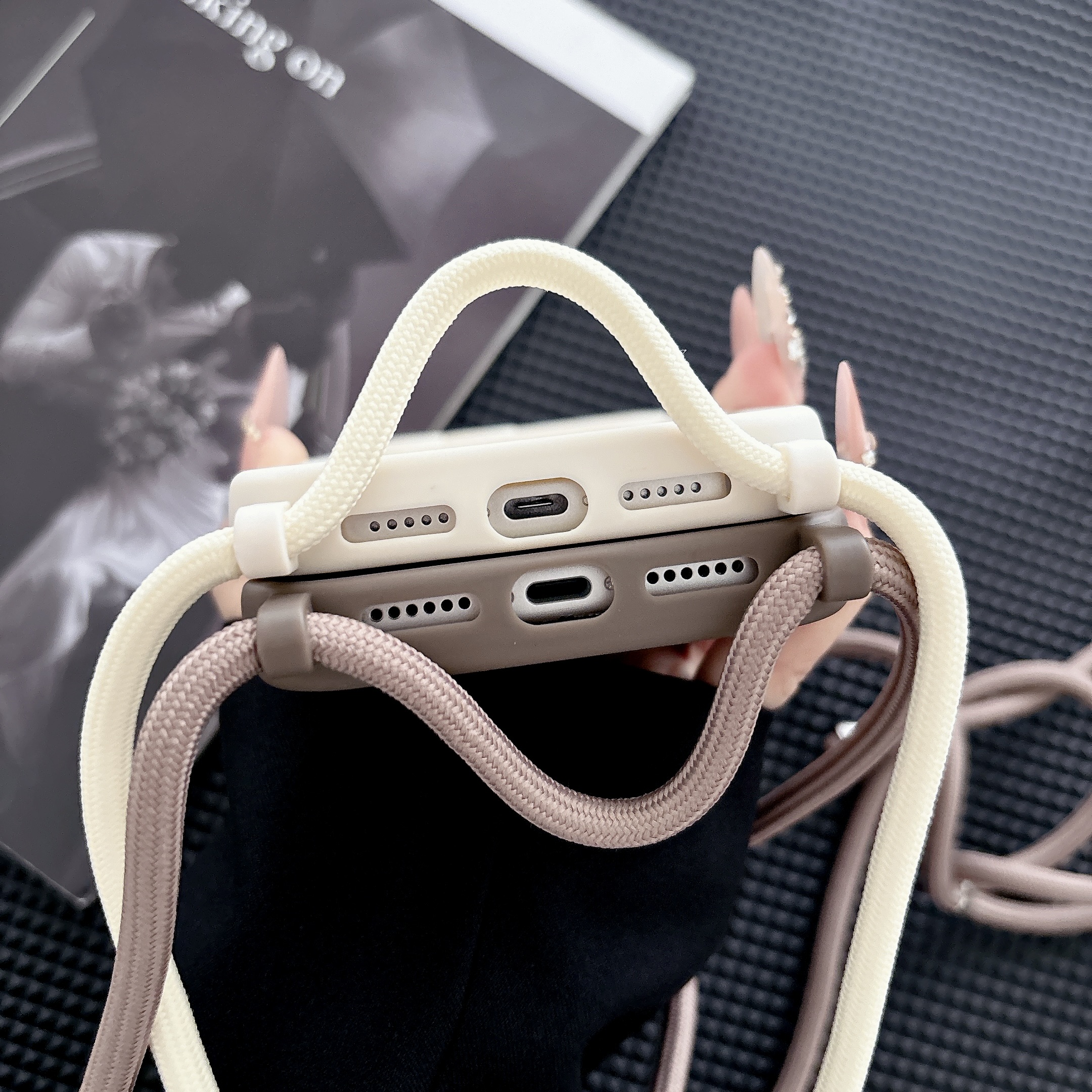 For iPhone 17 16 15 14 13 12 1 - огляд і ціна Phone Cases With Straps